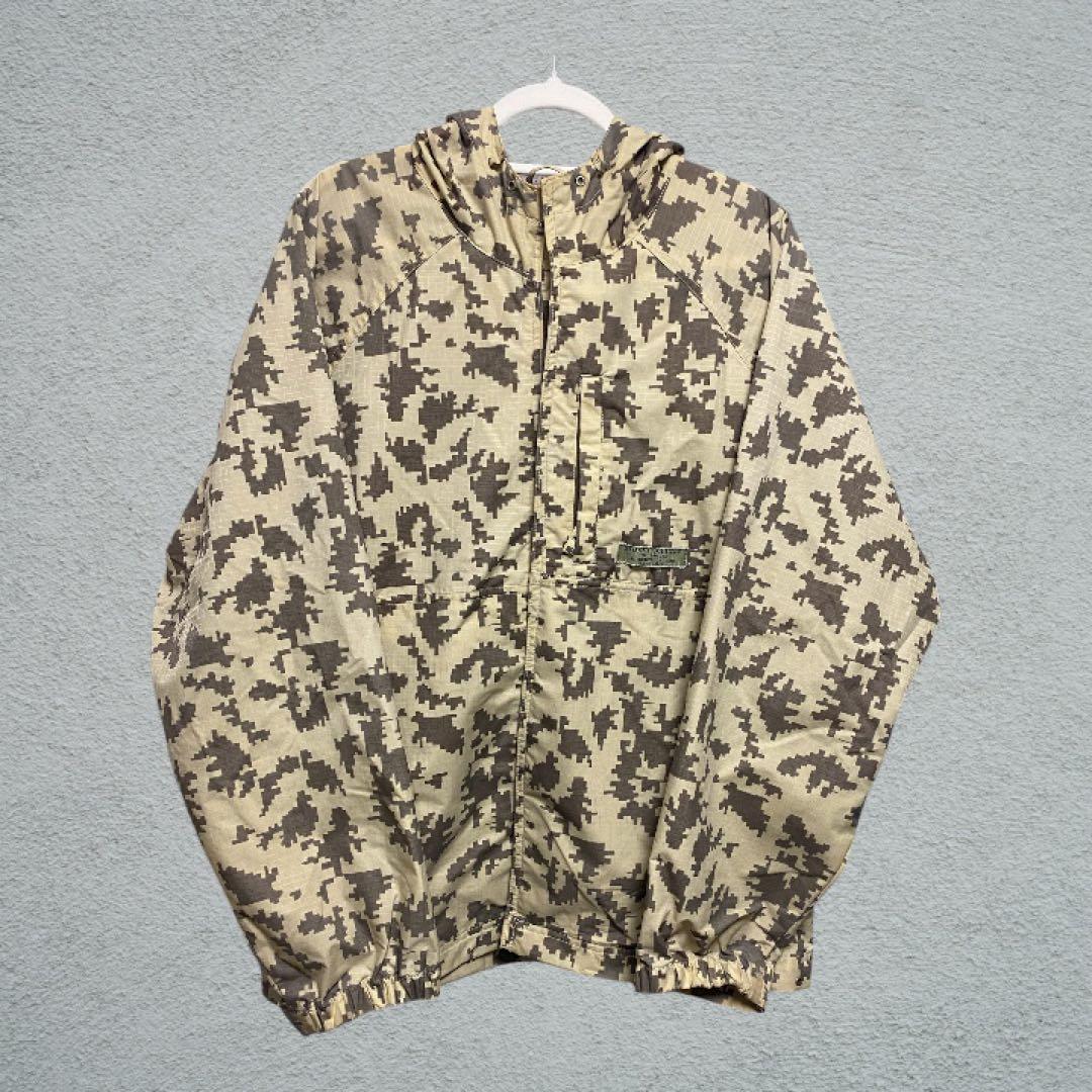 菅田将暉　着用90sOLD STUSSY デジカモ マウンテンパーカー