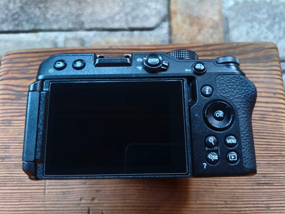 【極美品】Nikon Z30　16-50mm f/3.5-6.3レンズキット