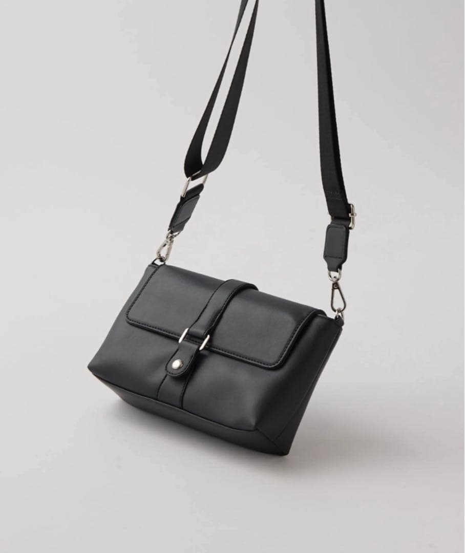 Lui's ミニポストマンBAG