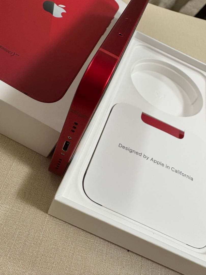 iPhone13 レッド 128GB SIMフリー