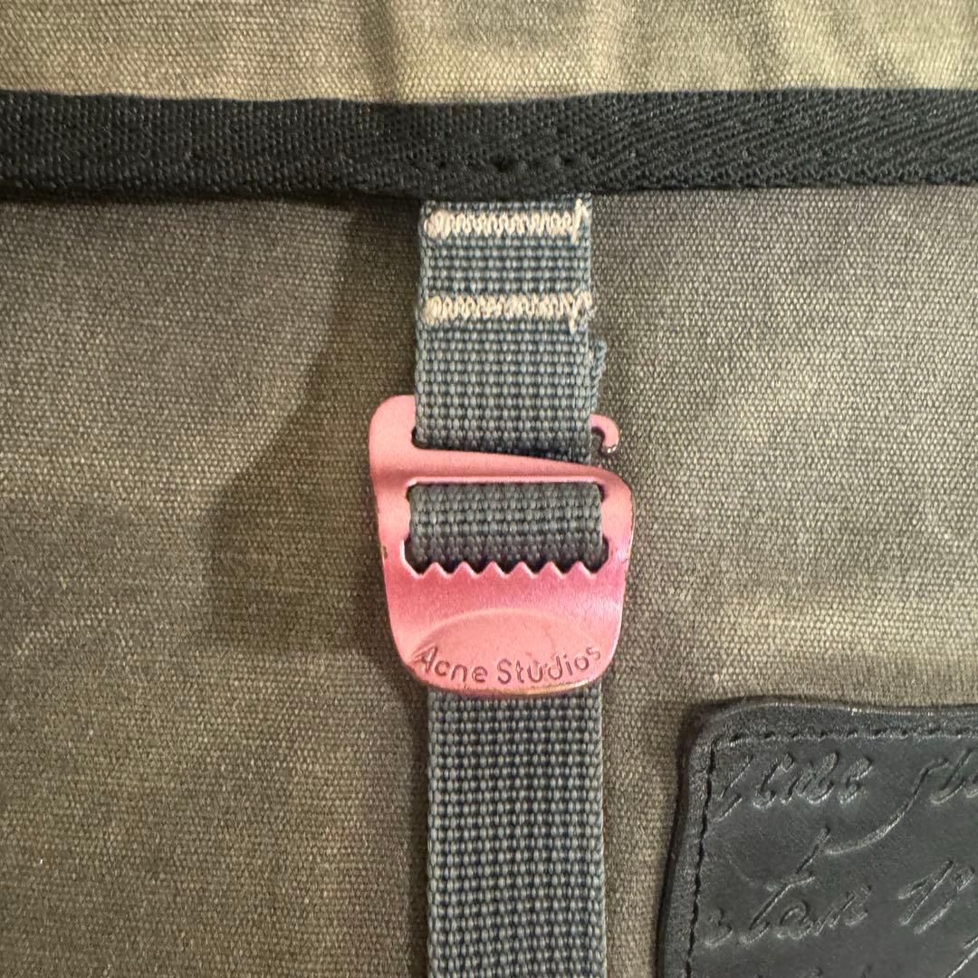 【美品】ショルダー（メッセンジャー）バッグ 【Acne Studios】