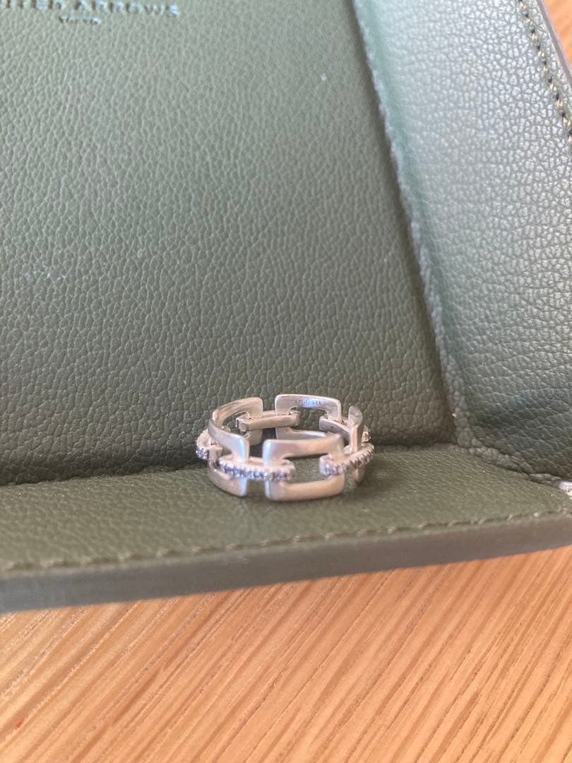 アドリンヒュー　シルバー　ダイヤモンド　リング　7号