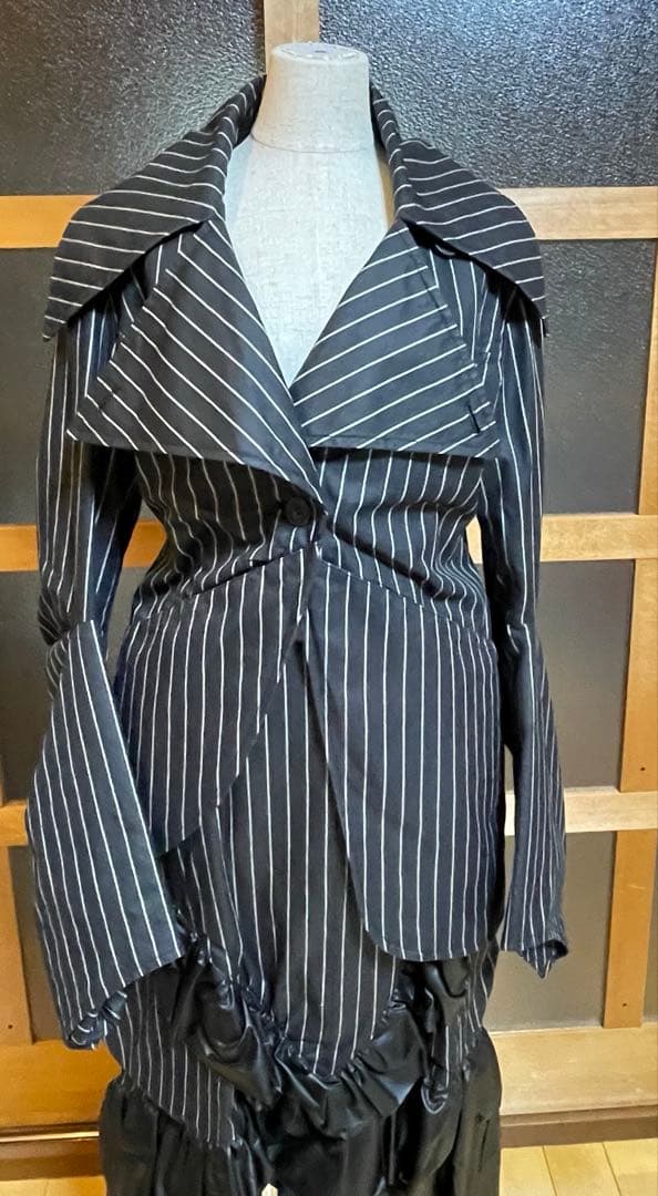 DelinquentGirl ストライプフリルドレス