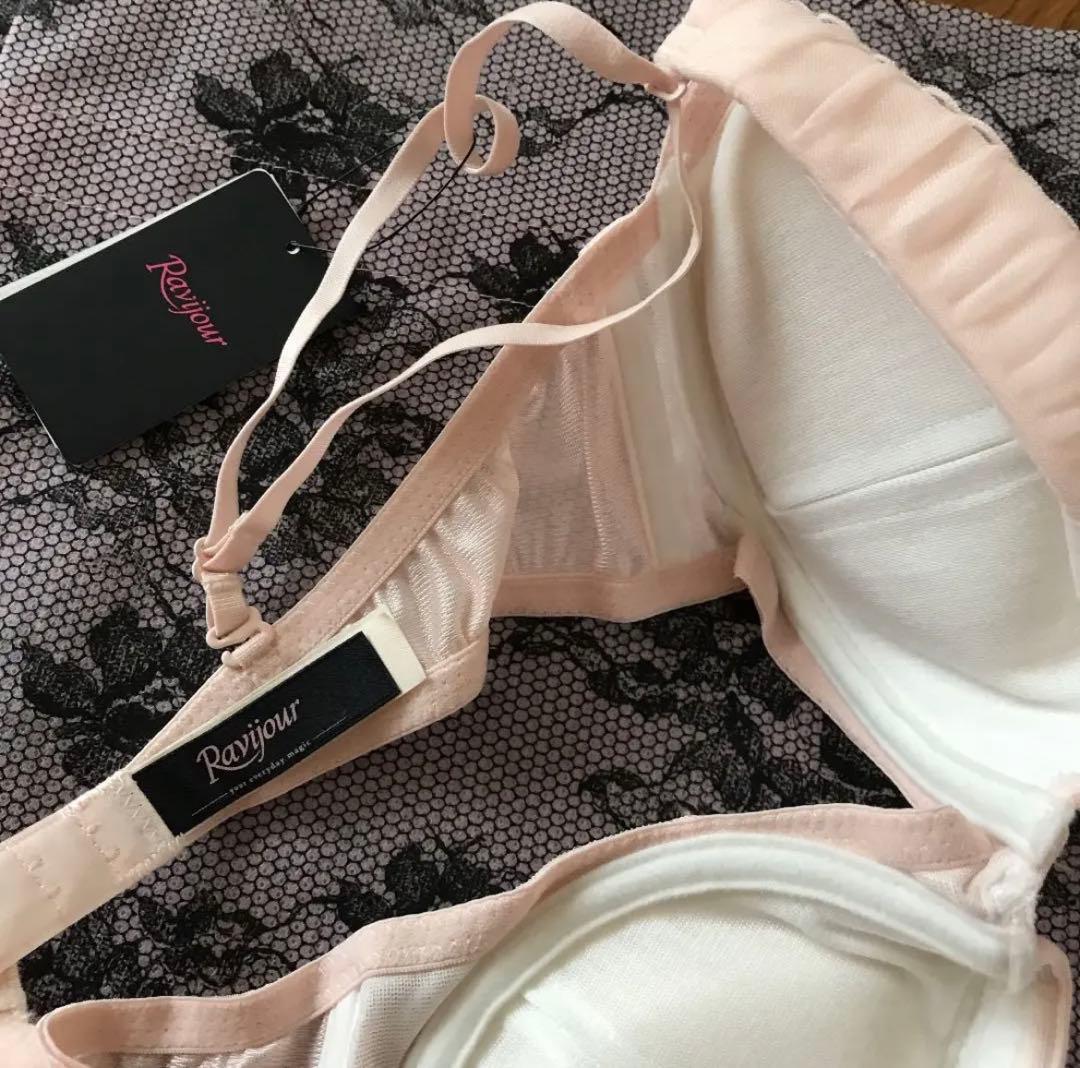 ☆Ravijour☆廃盤高級ライン　お色気ピンク☆D70-75Tバックセット☆