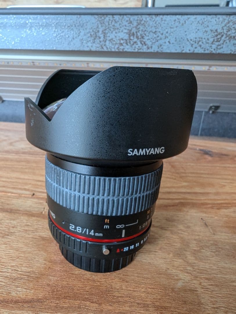Samyang 14mm F2.8 ED AS IF UMC 広角レンズ