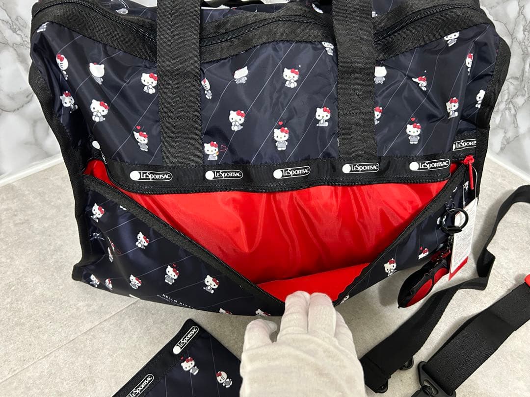 レスポートサック　ハローキティ　ボストンバッグ　旅行用バッグ　リボン& ポーチ