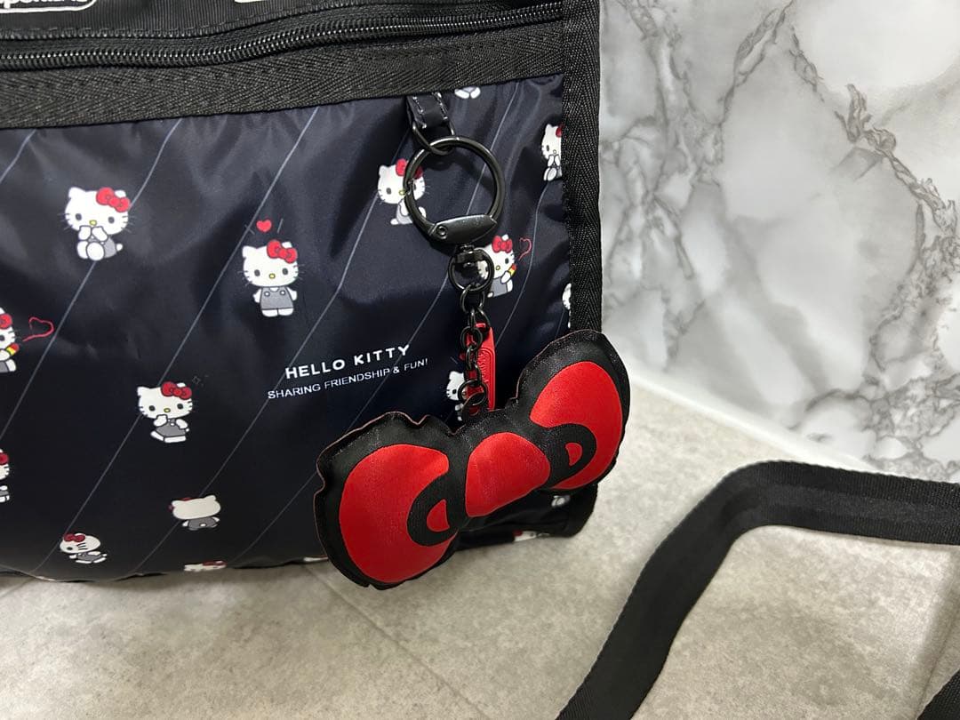 レスポートサック　ハローキティ　ボストンバッグ　旅行用バッグ　リボン& ポーチ