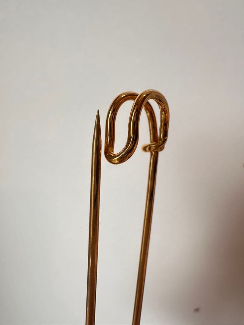 HERMES セリエ　ピンブローチ