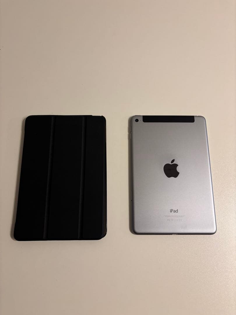 【極美品】iPad mini 4 セルラータイプ　スペースグレー カバー付き