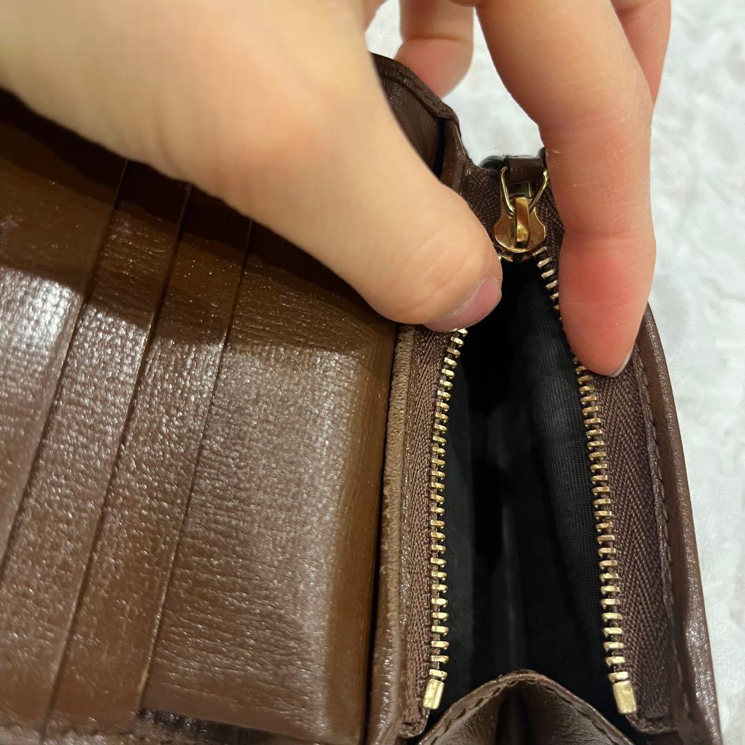 ネイリスト　GUCCI グッチ 二つ折り財布 ハート型モチーフ GG柄