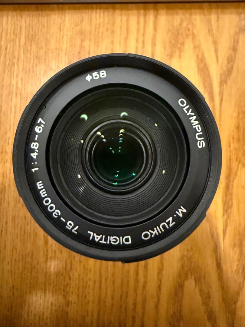 Olympus M.ZUIKO DIGITAL ED 75-300mm オリンパ
