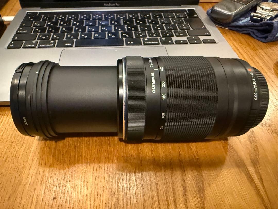 Olympus M.ZUIKO DIGITAL ED 75-300mm オリンパ
