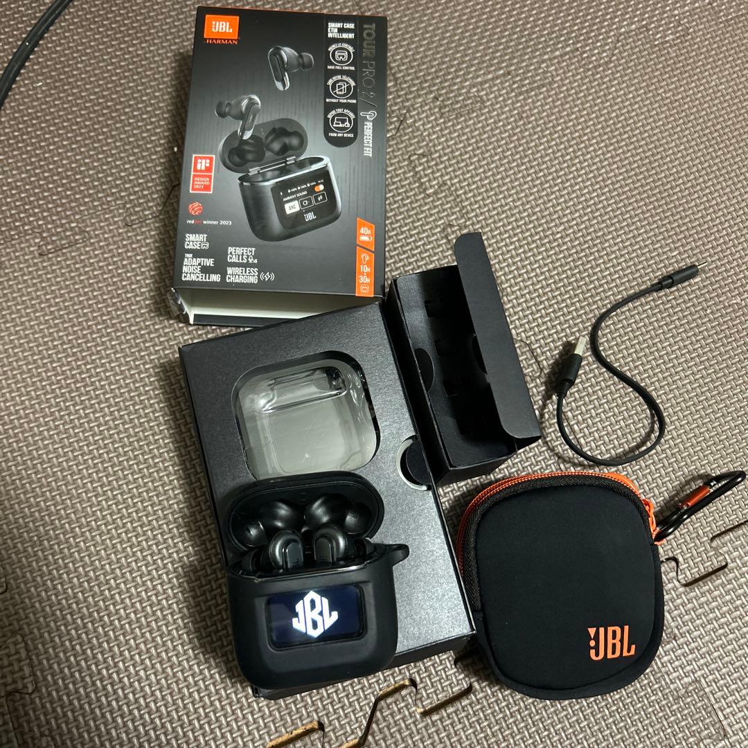 JBL TOUR PRO 2本体 シリコンケース JBLポーチ付き