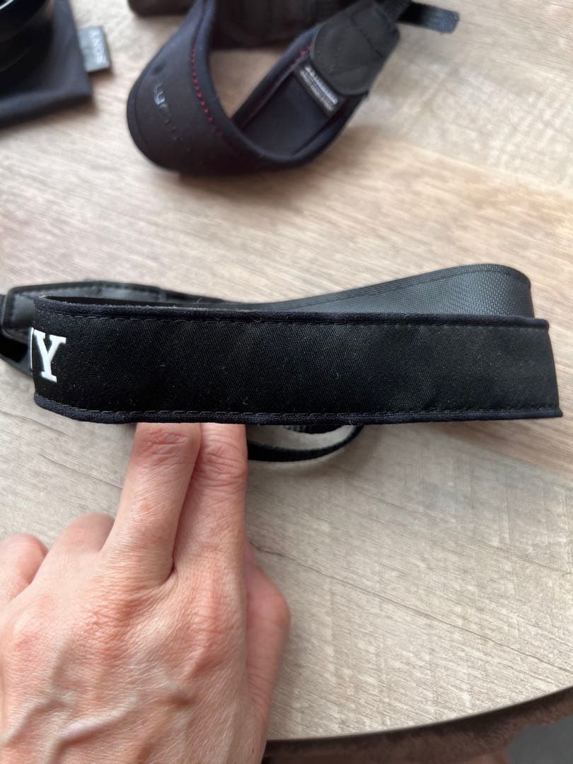 ソニーアルファ6400中古カメラ　レンズ2個セット