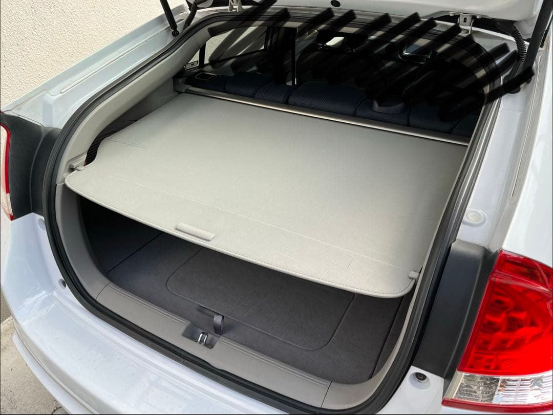 インサイトZE2 純正トノカバー