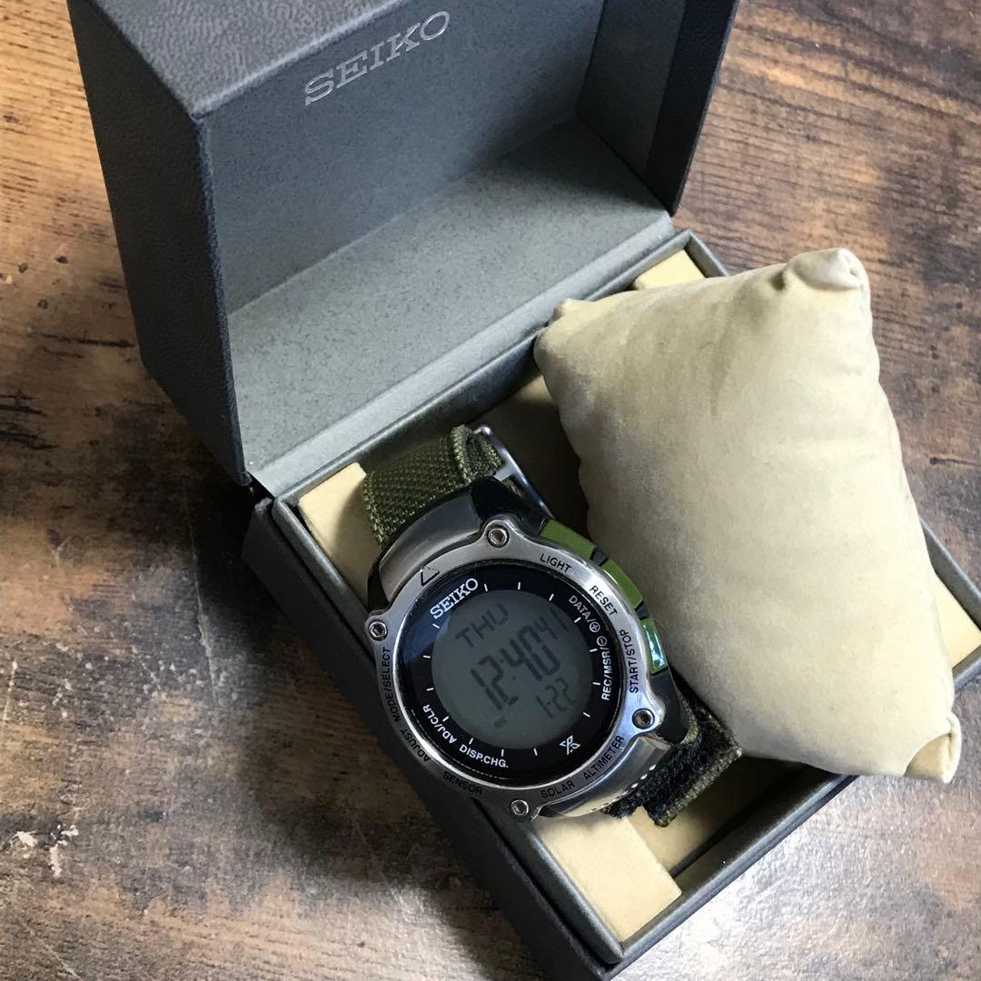 SEIKO プロスペックス（Xマーク） ソーラー式デジタル腕時計です。