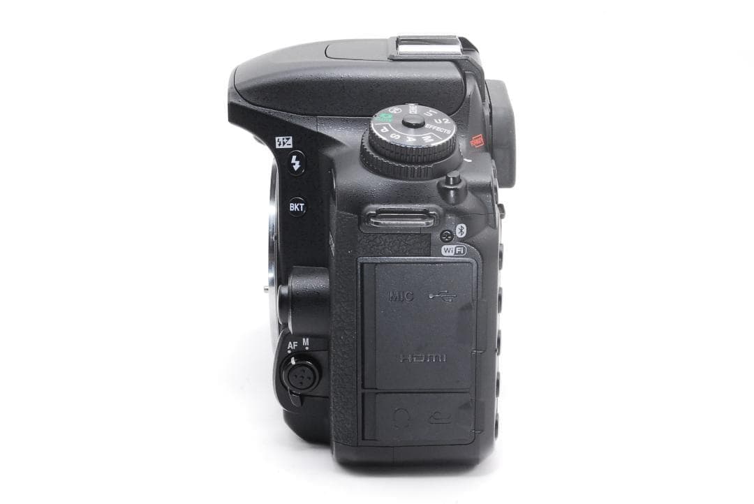 Nikon D7500 ダブルレンズセット VR付き 超高性能！