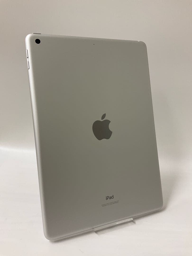 【美品】IPAD 第8世代 32GB シルバー Wifiモデル