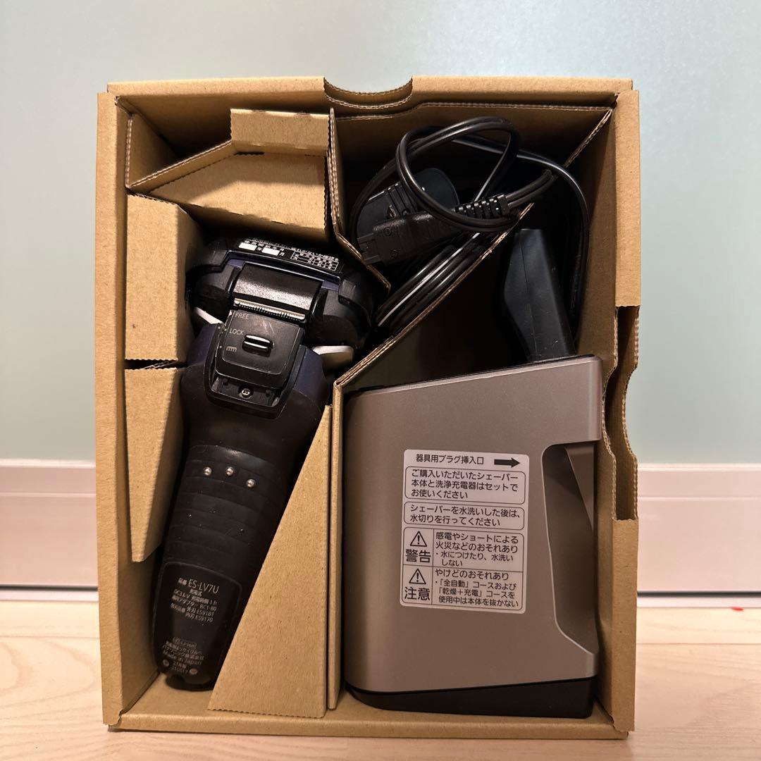 リニアシェーバー　ラムダッシュ５枚刃 ES-LV7U