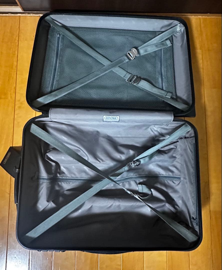 リモワ　32L スーツケース　機内持込