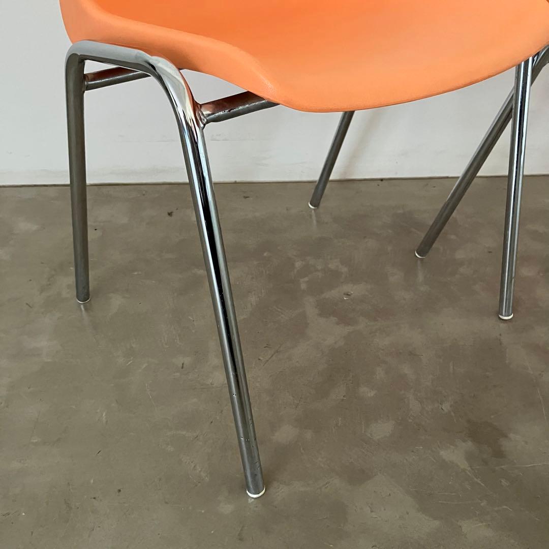 MODELENAのスタッキングチェア【2脚セット】