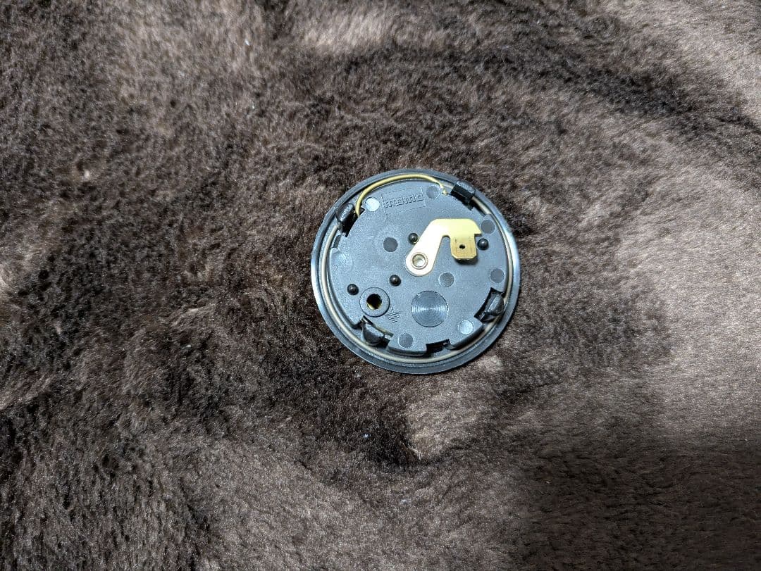 MOMO /コンペティションエボ☆販売終了モデル ☆美品　32パイ　☆最終値下げ