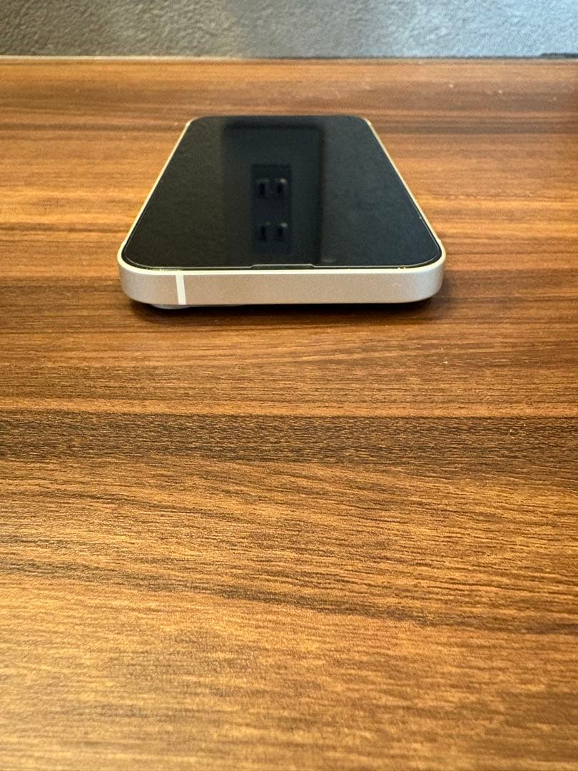 iPhone 14 128GB スターライト