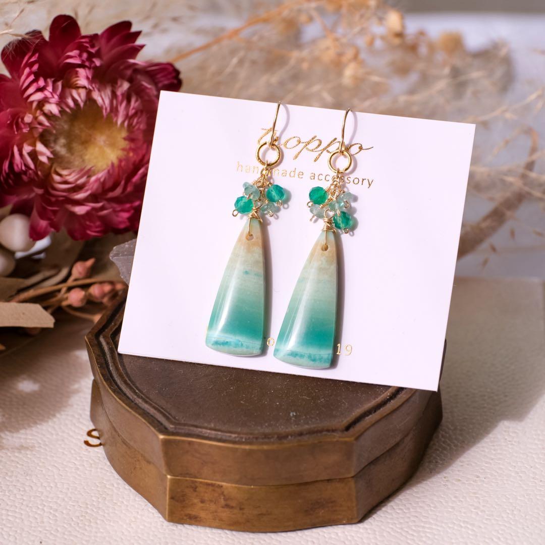 ハニーフラット ♦︎14kgfブルーオパライズドウッドピアス