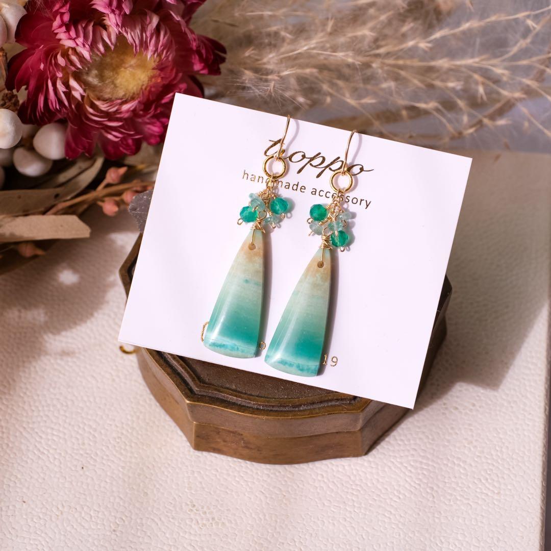 ハニーフラット ♦︎14kgfブルーオパライズドウッドピアス