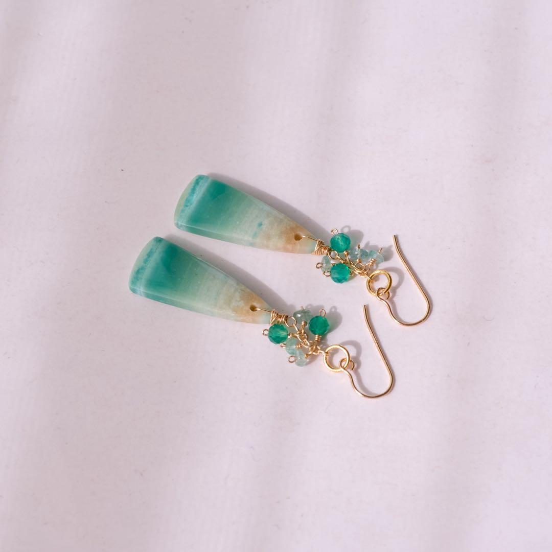 ハニーフラット ♦︎14kgfブルーオパライズドウッドピアス