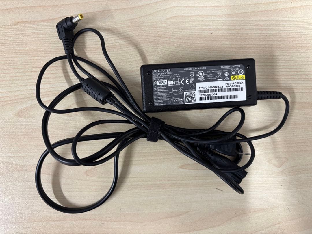 富士通Lifebook A748/TX i5-8250U