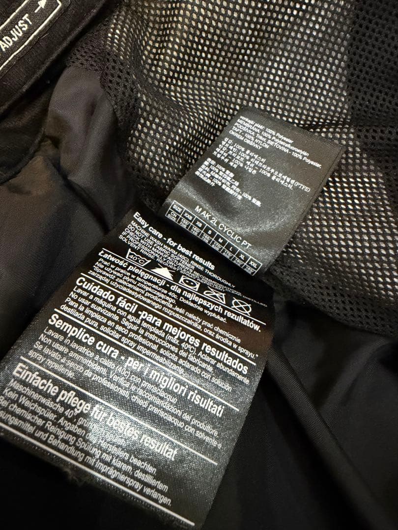 Burton [ak] ブラックスノーボードパンツ Sサイズ