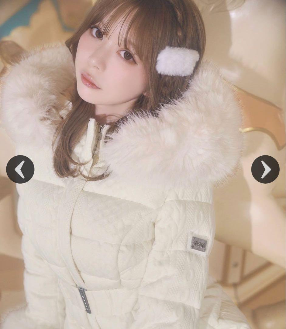 ミシェルマカロン ケーブル柄ベルトダウンコート アイボリー