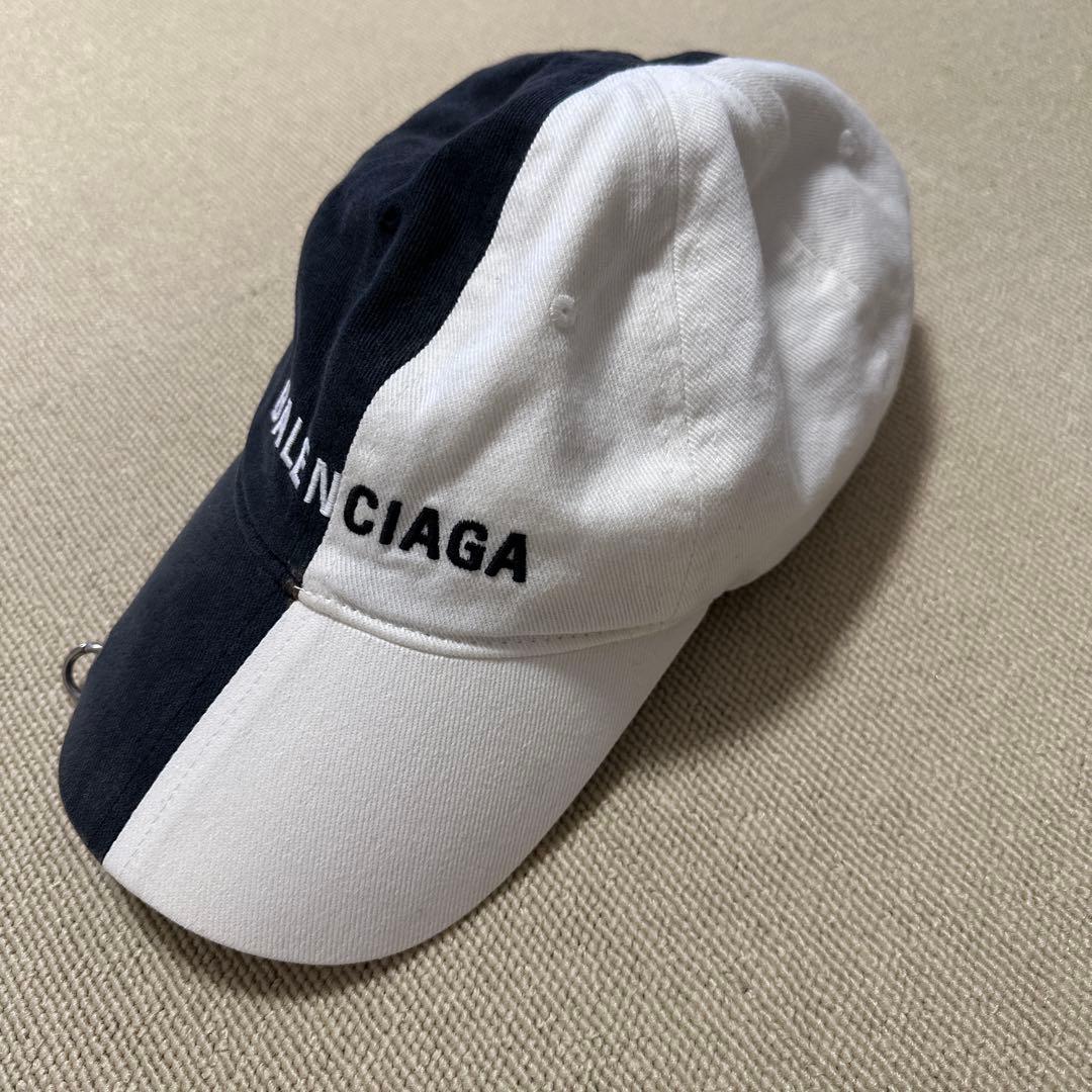 BALENCIAGA ベースボールキャップ ブラック/ホワイト