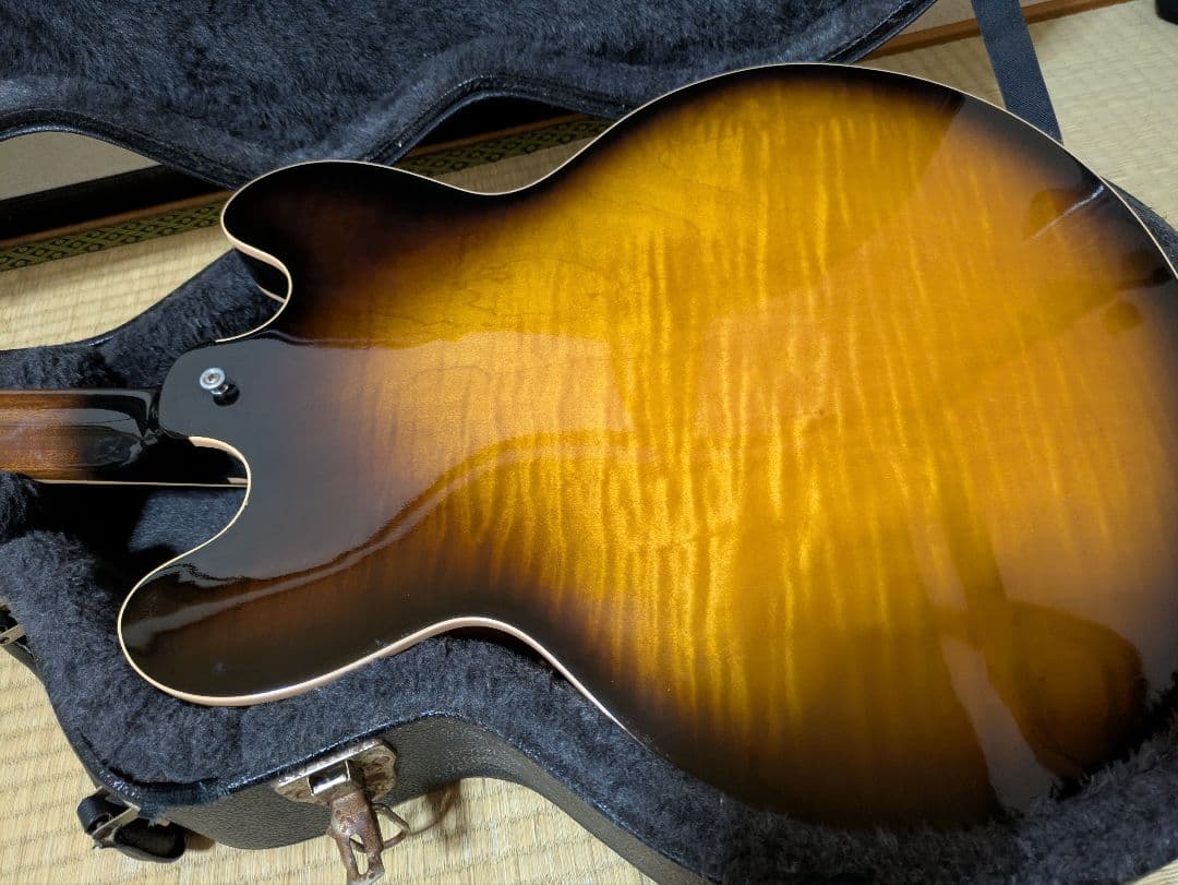 gibson 2001年製 ES-335 RESSUE VS