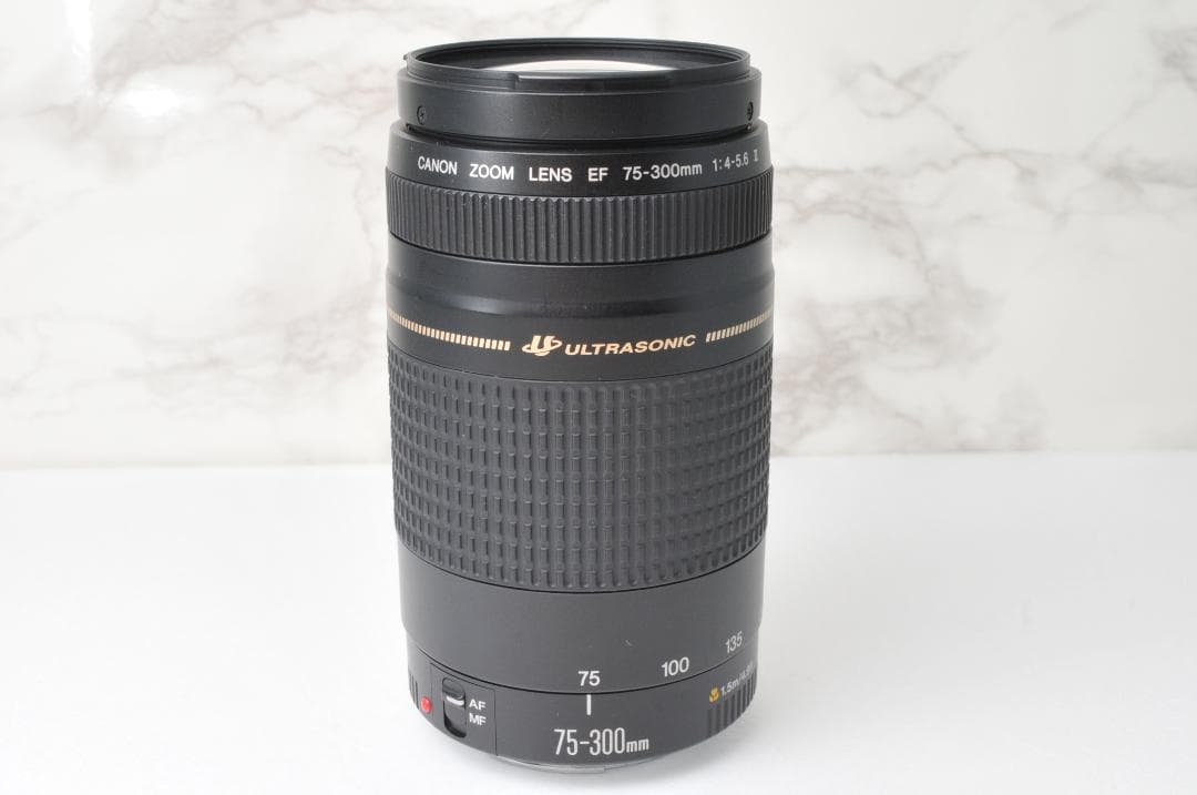 望遠レンズ❣️Canon⭐️EF 75-300mm F4-5.6 Ⅱ USM