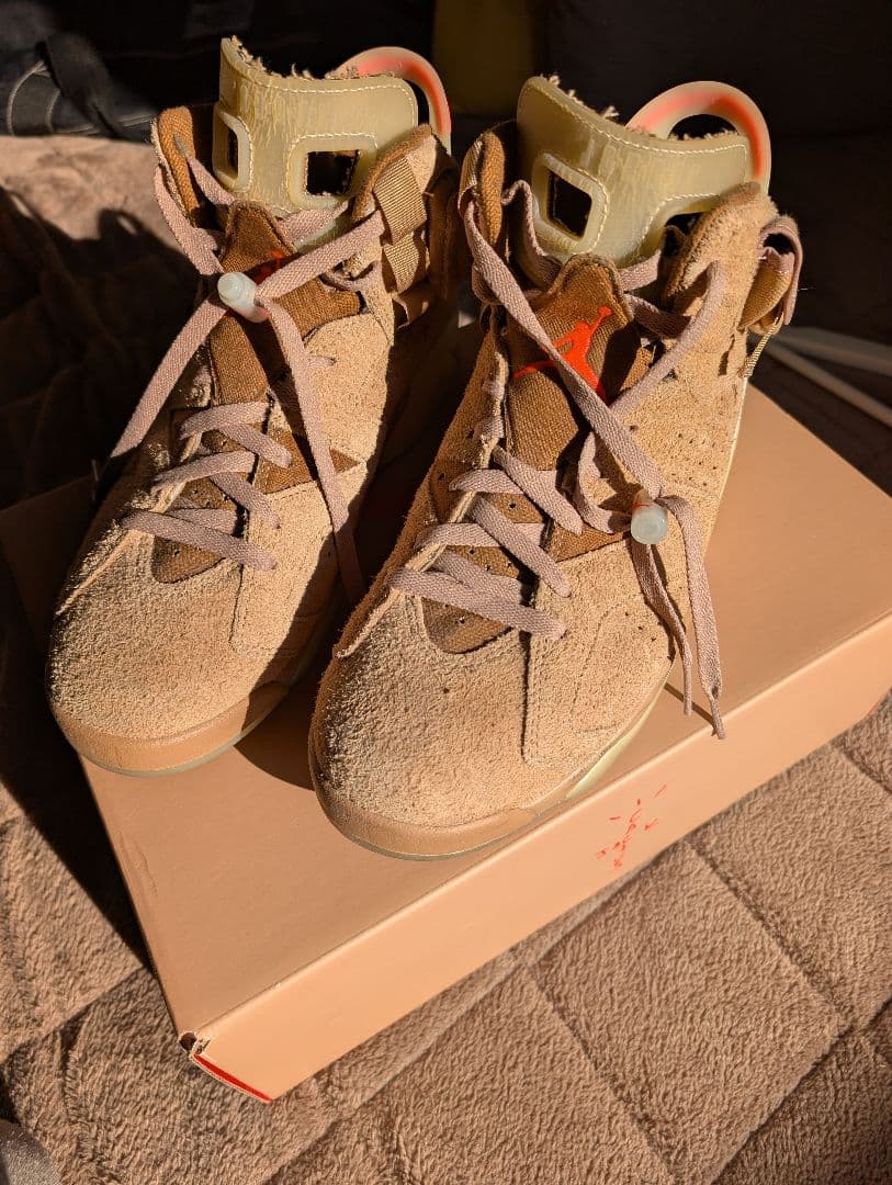 【28.5】NIKE AIR JORDAN 6 × TRAVIS SCOTT