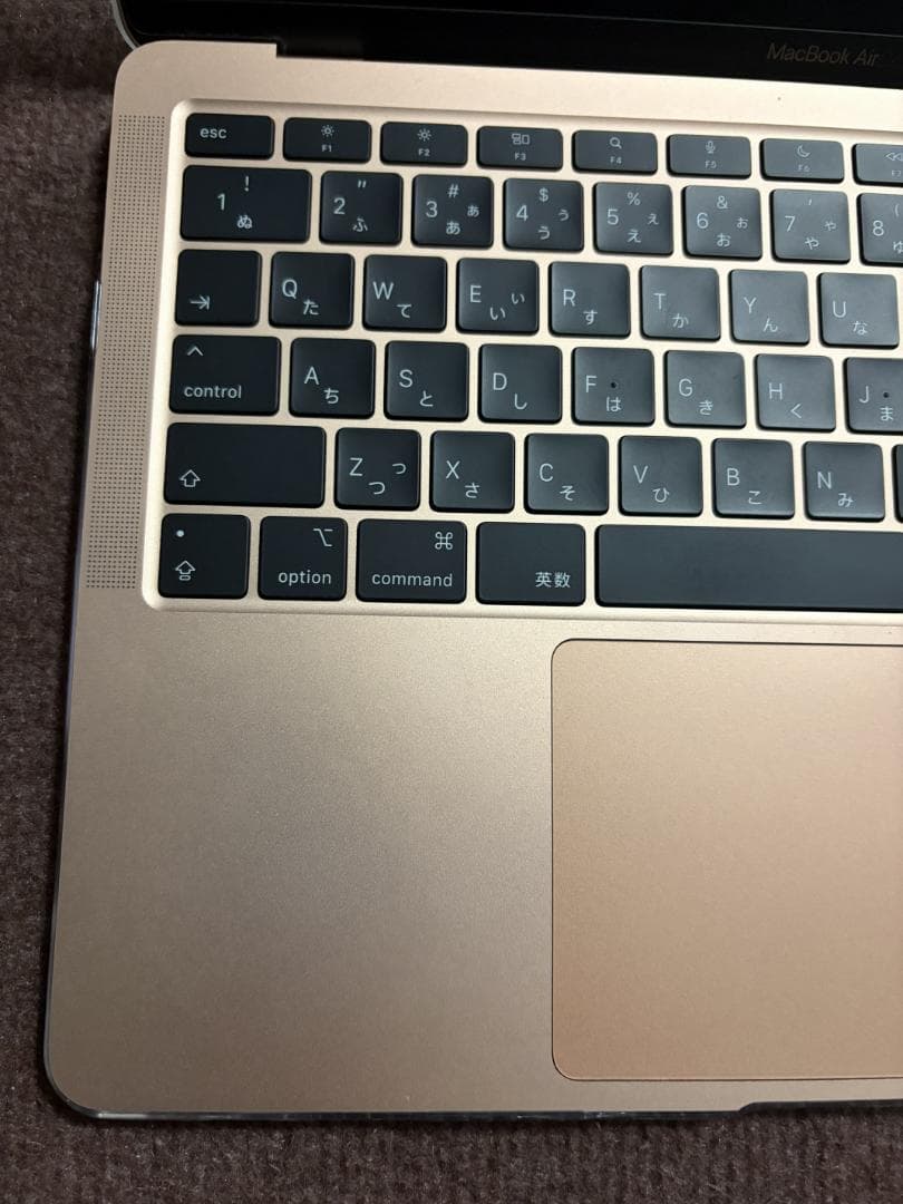 美品　MacBookAir (m1 2020) メモリ8G　SSD256G