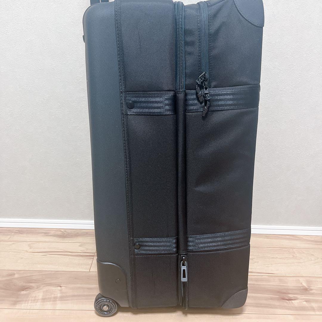 BURTON　86L　ウィーリーダブルデッキ　スーツケース