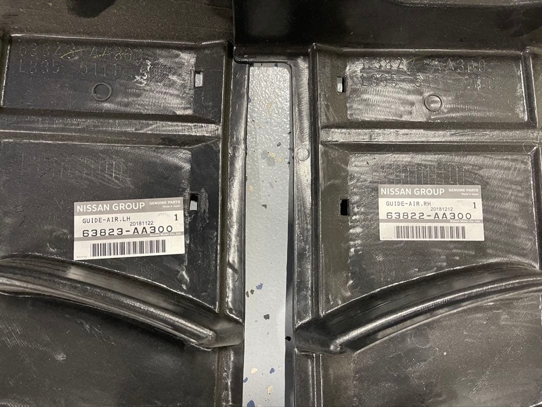 【未使用品】BNR34 スカイラインGT-R ブレーキエアガイド 日産 純正品