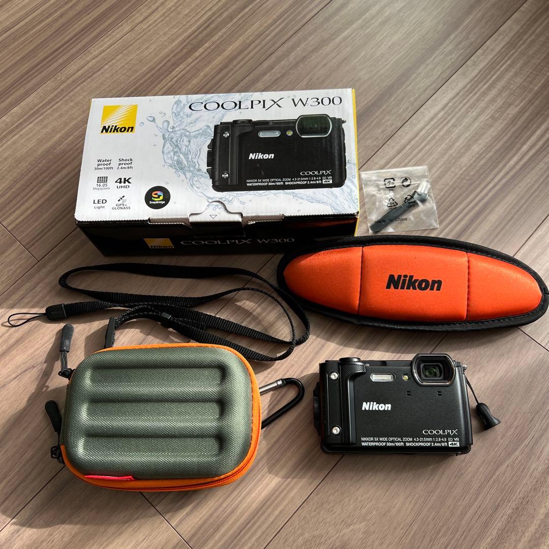 COOLPIX W300 キャリングケース フロートストラップ付き