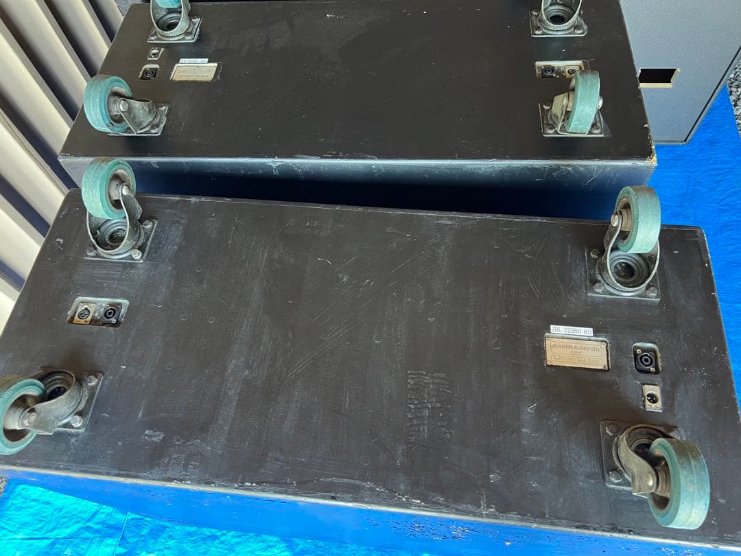 Martin Audio 215 mk3 エンクロージャーのみ 38cm×2発②