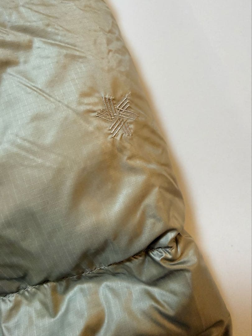 【新品タグ付】Goldwin ダウンパーカレディース 38 OAK BEIGE