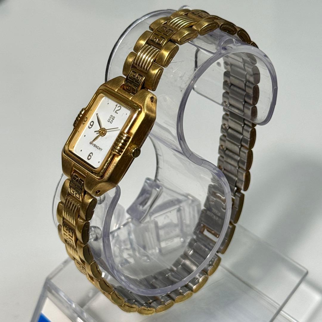GIVENCHY ジバンシィ 227 白文字盤 レディース ゴールド