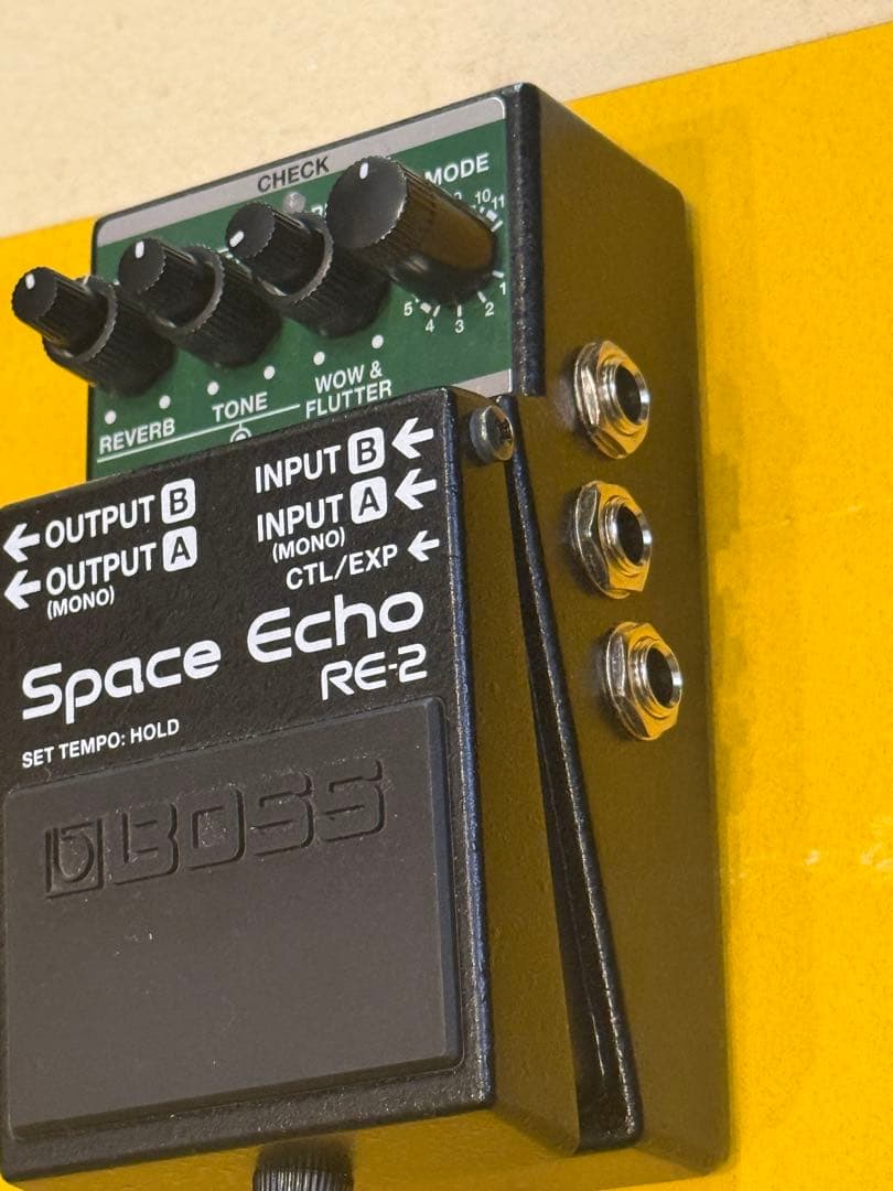 BOSS RE-2 Space Echo ギターエフェクター