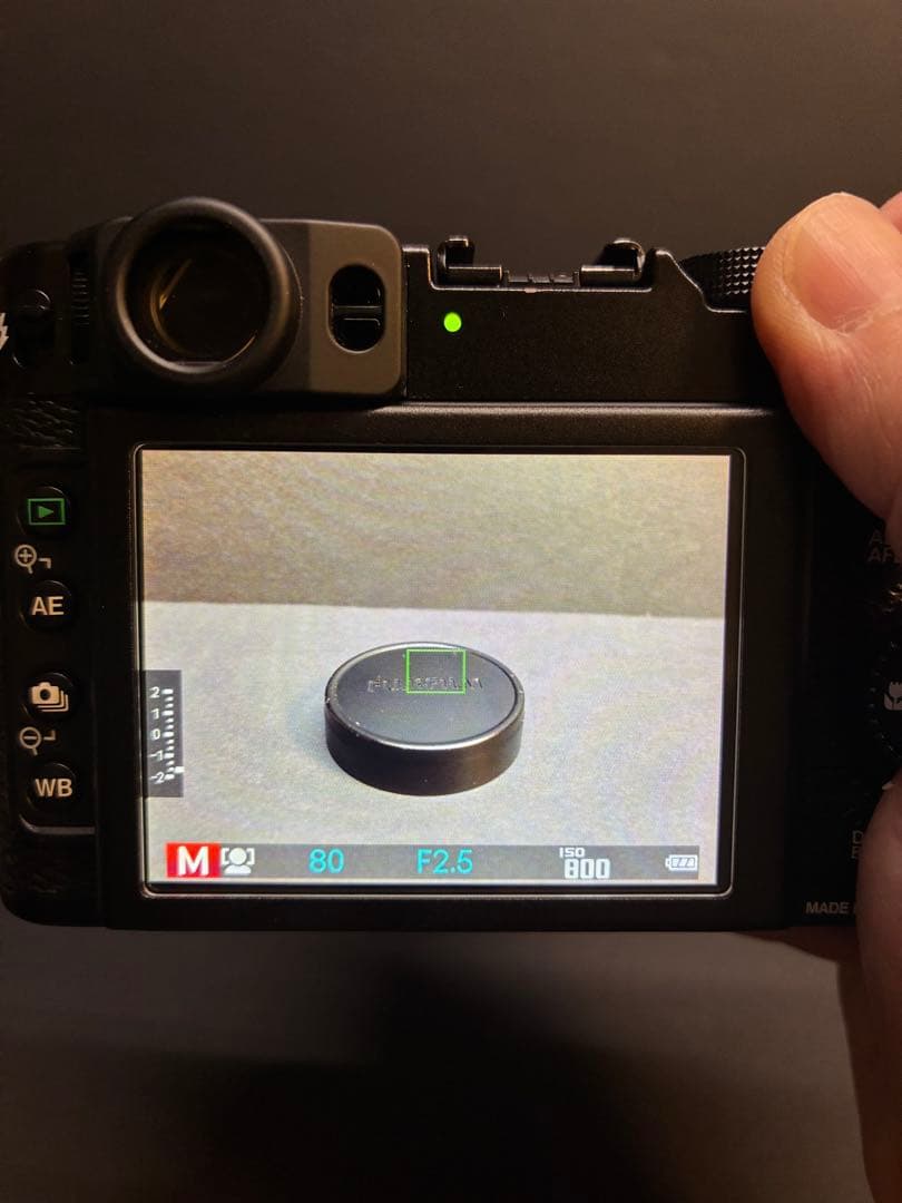 デジタルカメラ FUJIFILM X20