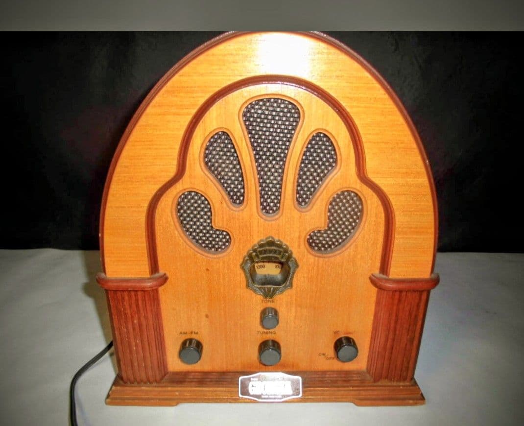 値引交渉OK‼️動作確認済ジョージア アンティーク調ラジオ非売品 ノベルティ