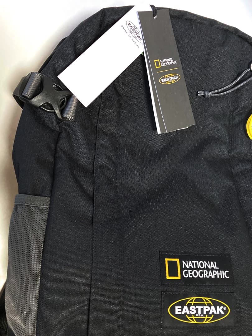 新品 Eastpak National Geographic カメラバックパック