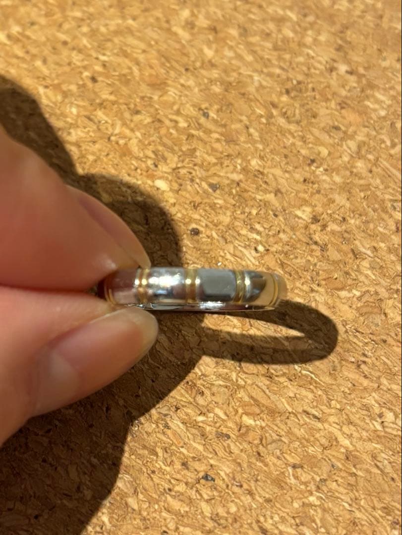 セリーヌ　プラチナ　リング