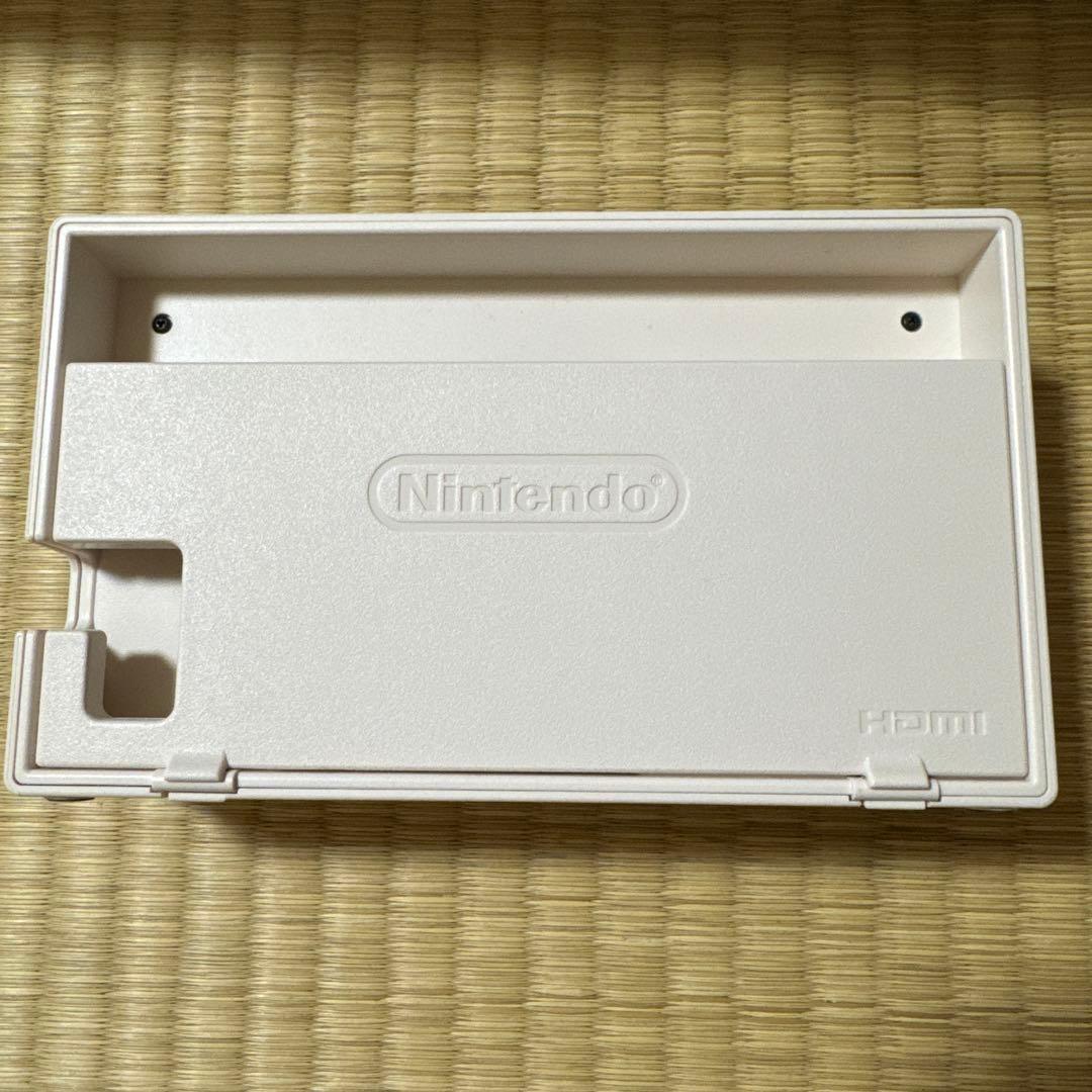 【週末値下げ】Nintendo Switch 本体　あつまれどうぶつの森デザイン